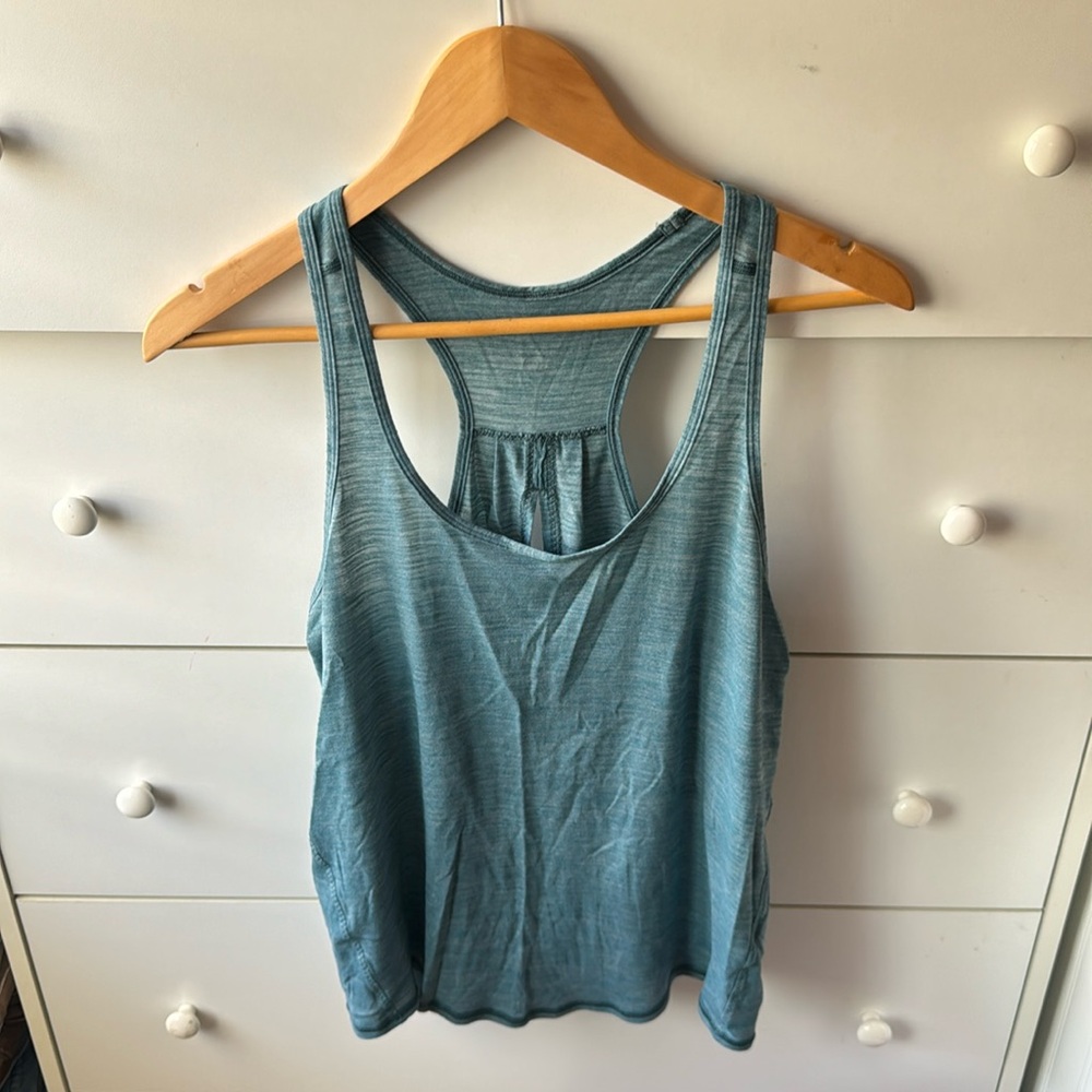 LULULEMON TANK TOP